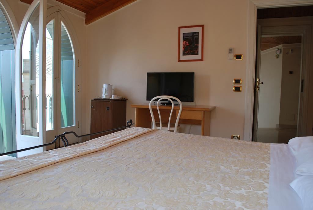 Palazzo Sottile Meninni - Classic Rooms Experience Gravina in Puglia Eksteriør bilde