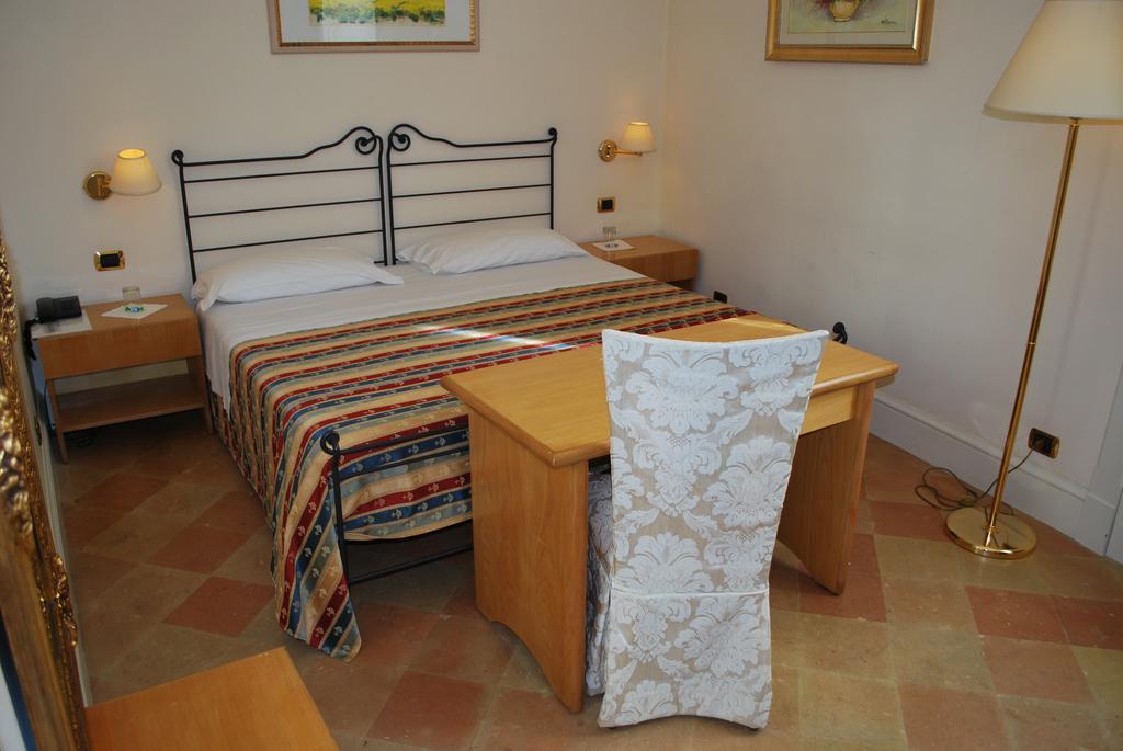 Palazzo Sottile Meninni - Classic Rooms Experience Gravina in Puglia Eksteriør bilde